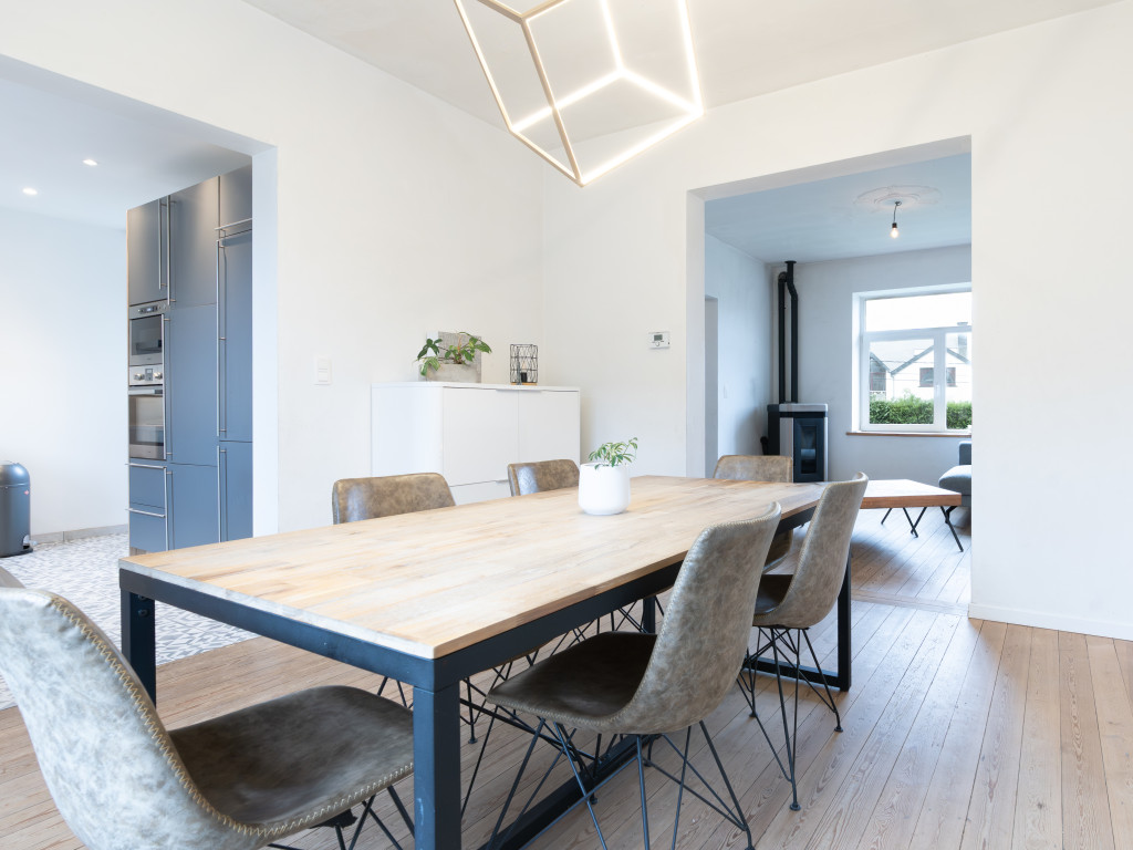 Rue du Vivier - 30 - - 6690