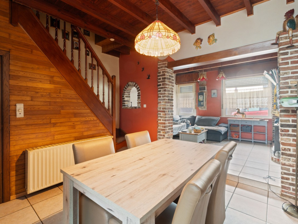 Staakstraat - 21 - - 9960