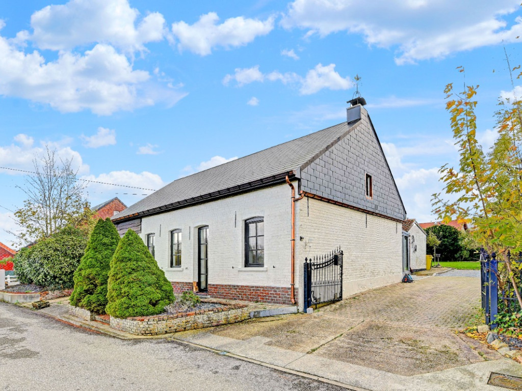 Hellekens - 8 - - 3390