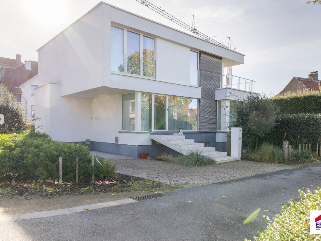 Struikenstraat - 1 - - 8670