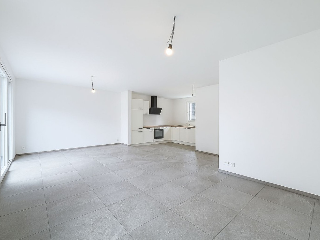 Rue du Poteau - 5 - - 6860