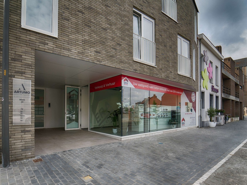 Markt - 70 - 1 - 2400