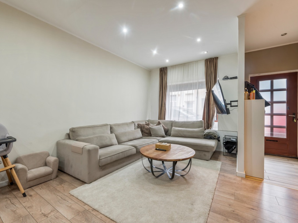 Schoolstraat - 30 - - 9100