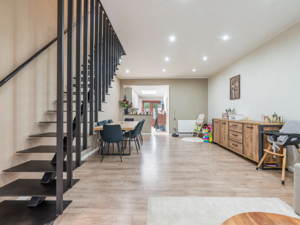 Schoolstraat - 30 - - 9100