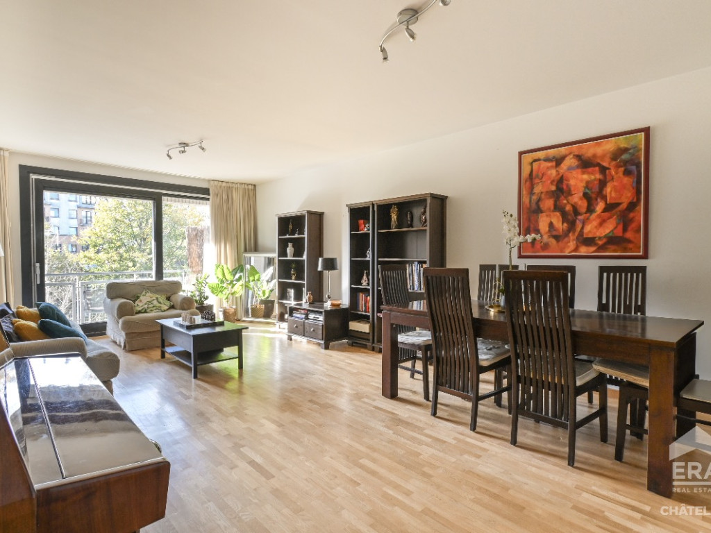 Avenue Hergé - 27 - - 1050