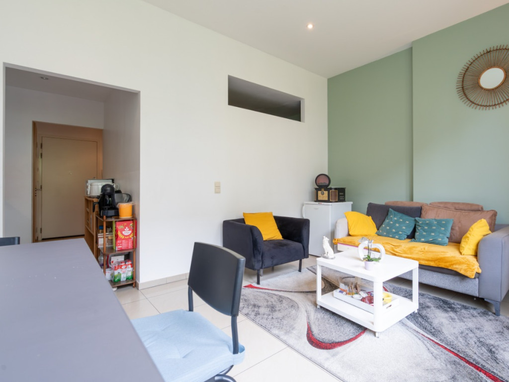 Place Lieutenant Callemeyn - 5 - 007 - 6700