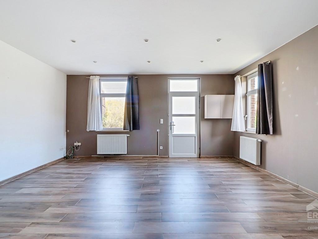 Rue du Canal - 52 - - 1480