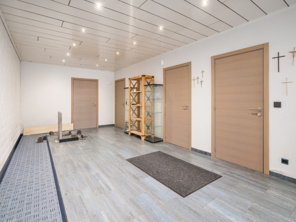 Burchtdam - 104 - - B 1298 00 C 000 - 9400