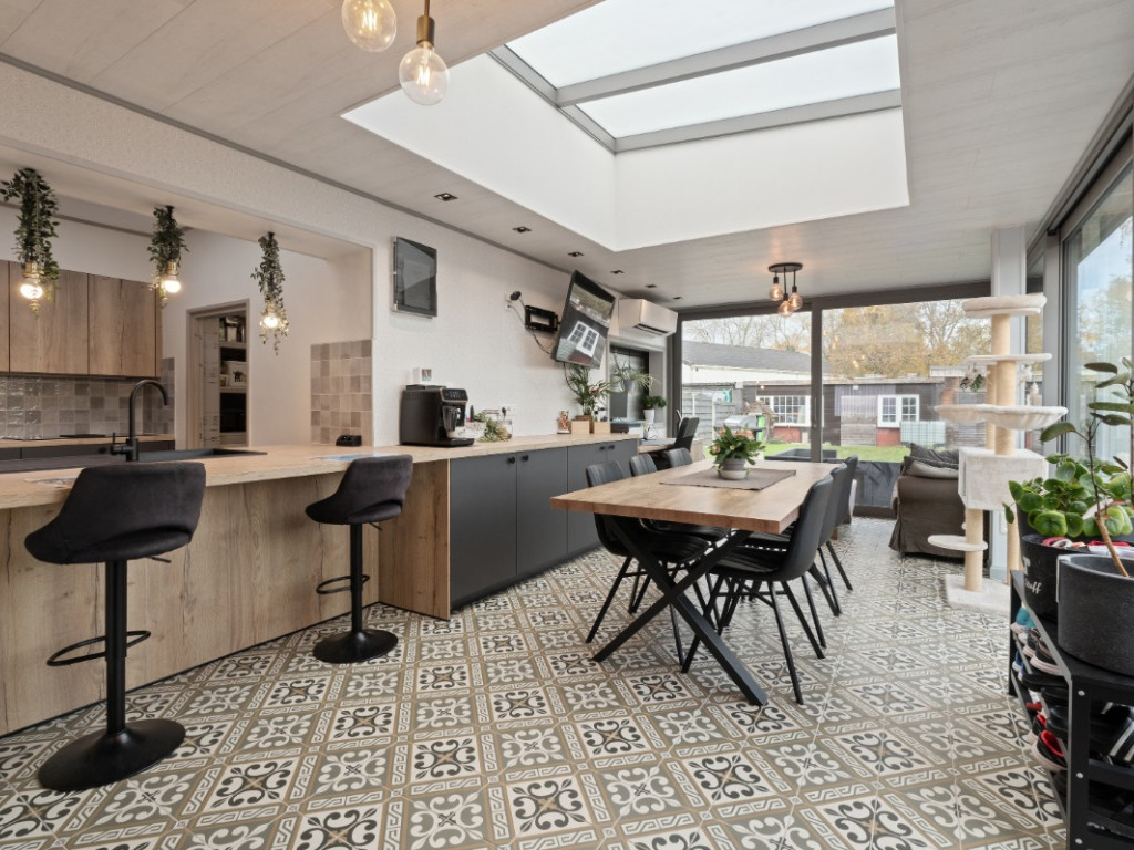 Rijweg - 104 - - 2870