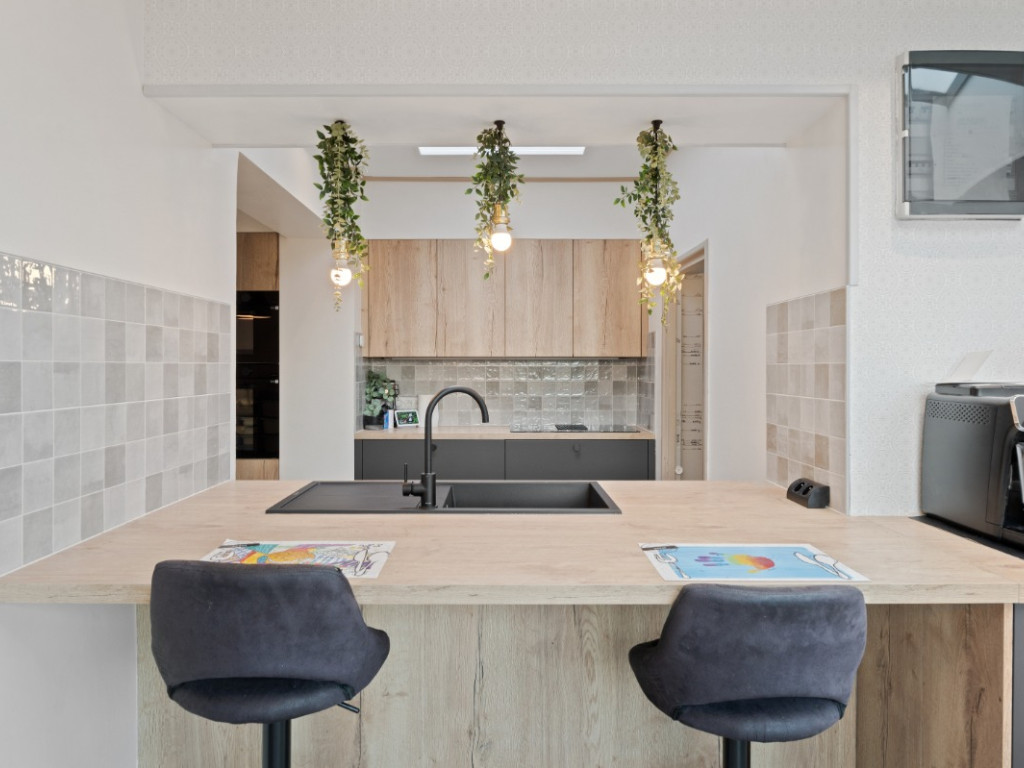 Rijweg - 104 - - 2870