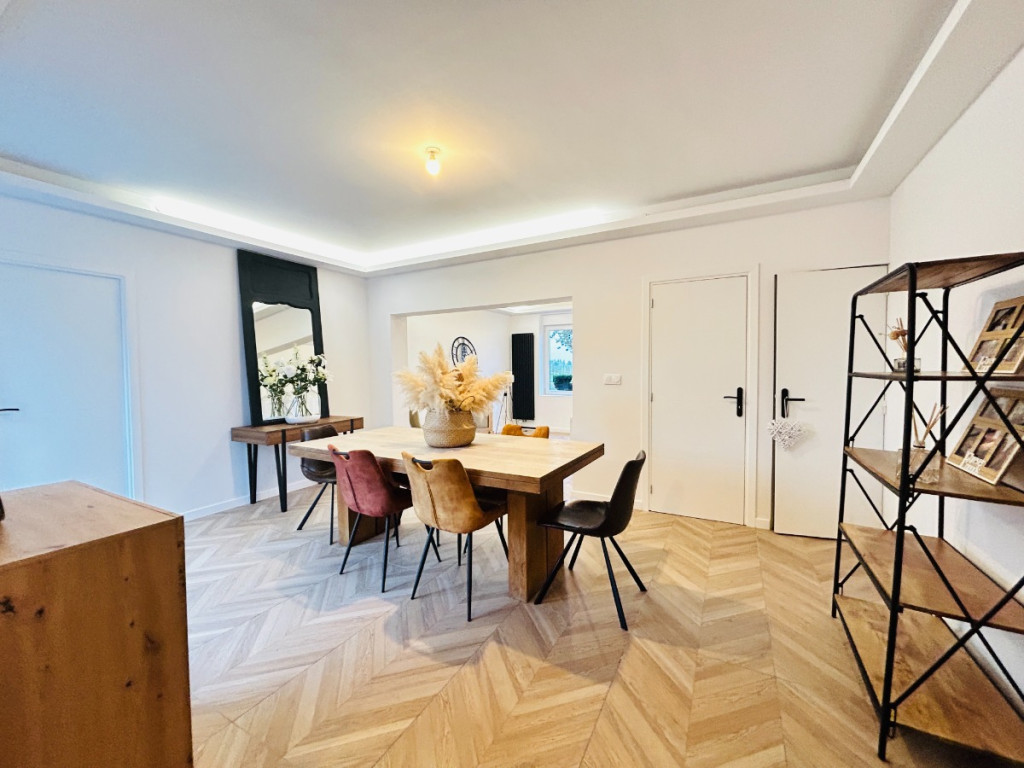 Menenstraat - 355 - - 8940