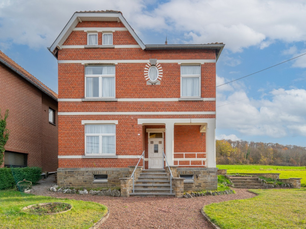 Rue Célestin Hastir - 84 - - 5150