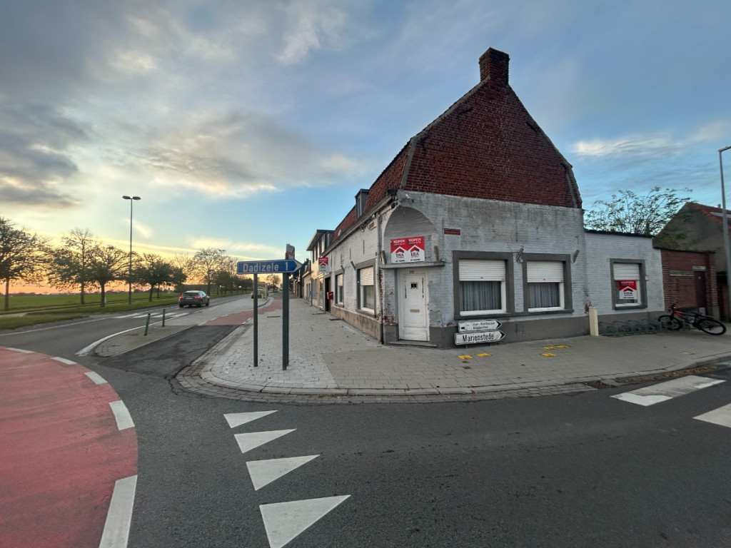 Meensesteenweg - 118 - - 8890