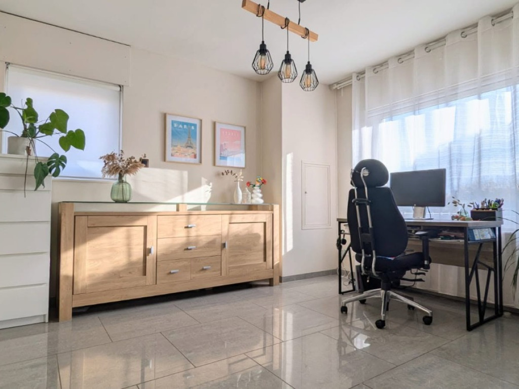 Koestraat - 66 - - 8940