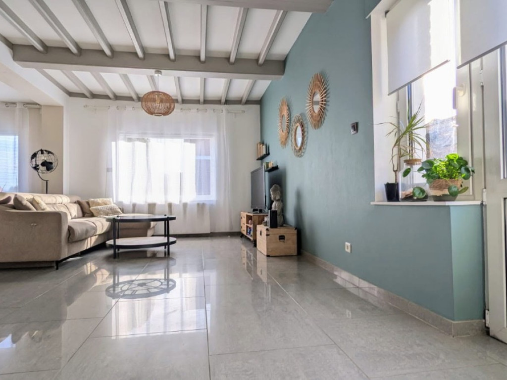 Koestraat - 66 - - 8940