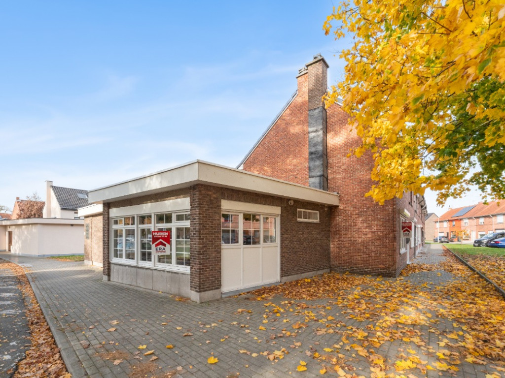 Oud Strijdersplein - 1 - - 9200