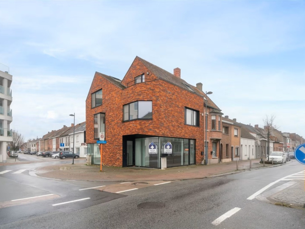 Kortrijksesteenweg - 1 - - 8530