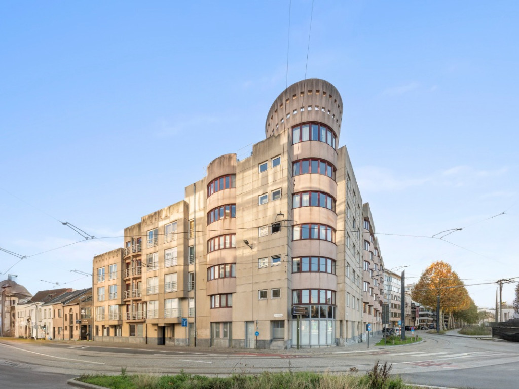 Coupure Rechts - 944 - - 9000