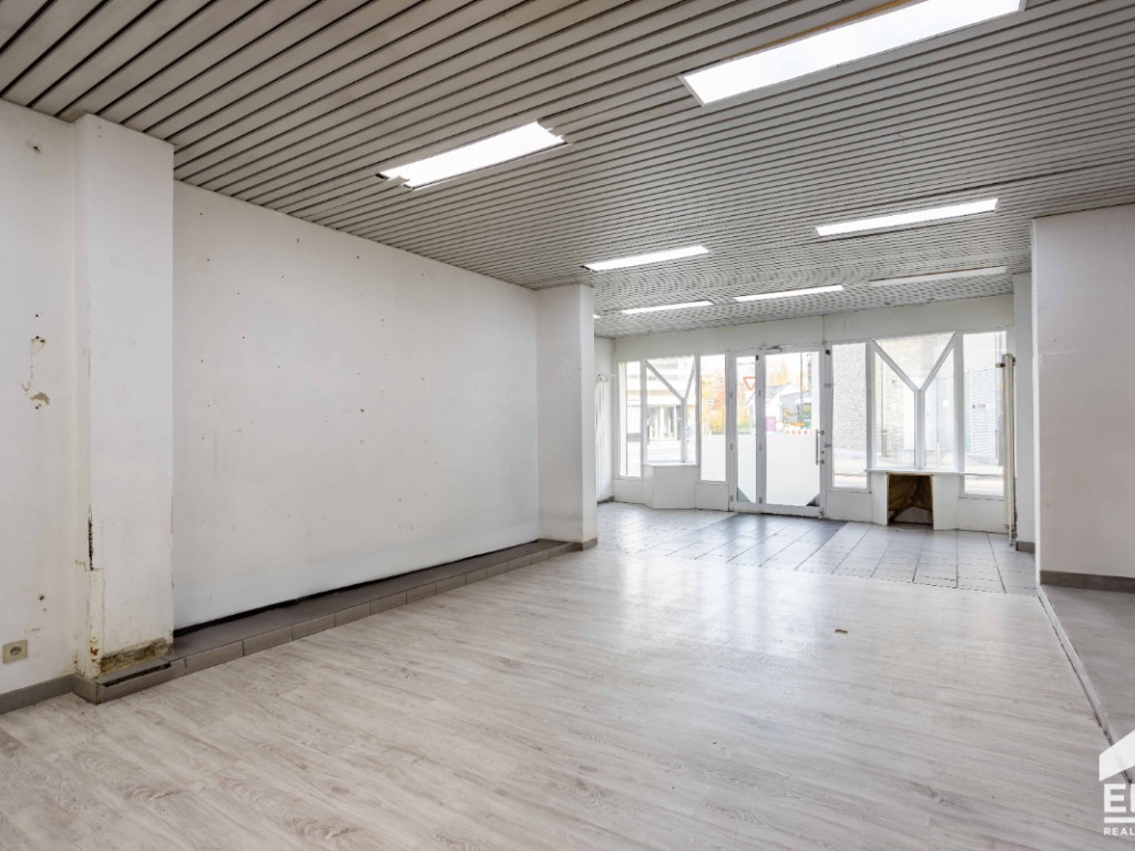 Leuvestraat - 2 - - 9320