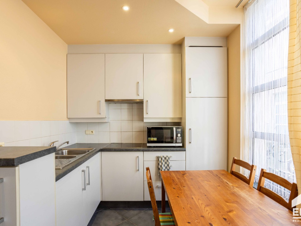 Ingang Van Bemten - 4 - - 9300