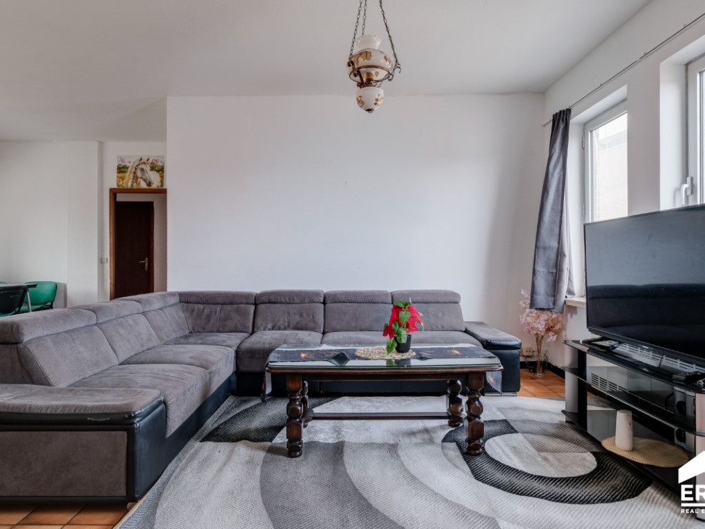 Groenstraat - 7 - bus 4 - 3910