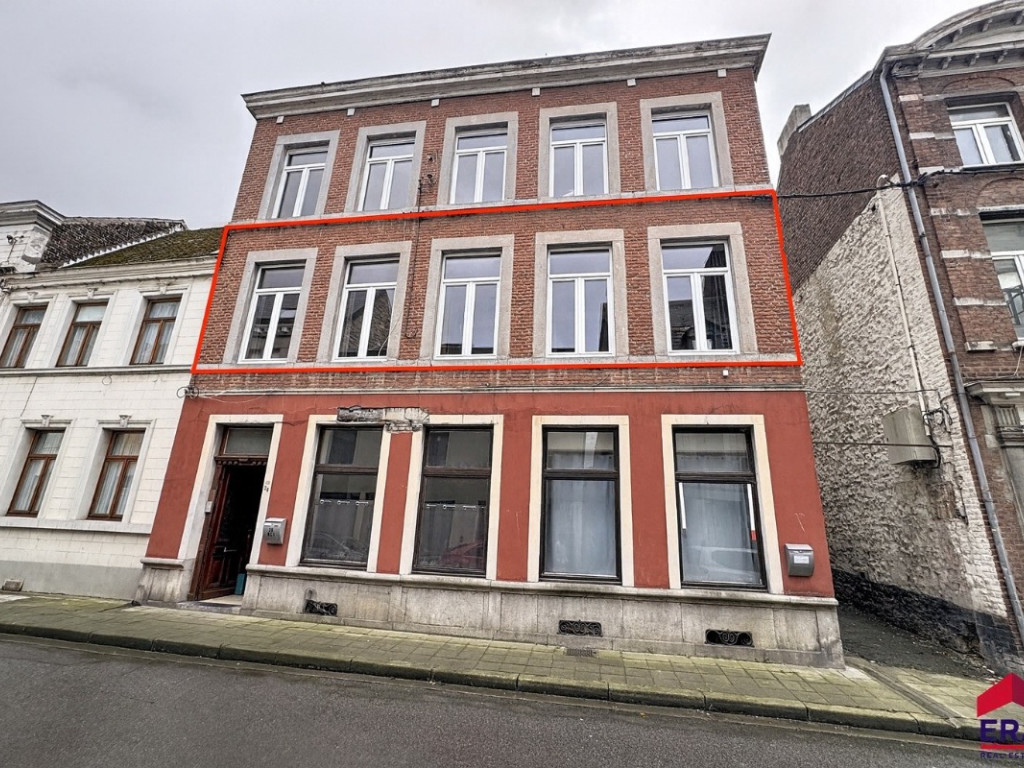 Rue Lapierre - 28 - 1 - 5300