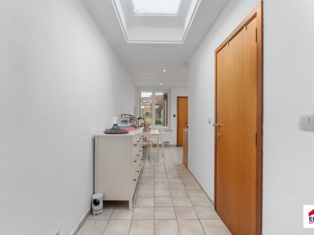 Koningin Astridstraat - 42 - - 1730