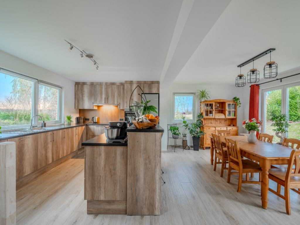 Rue de la Tour - 8 - - 5170