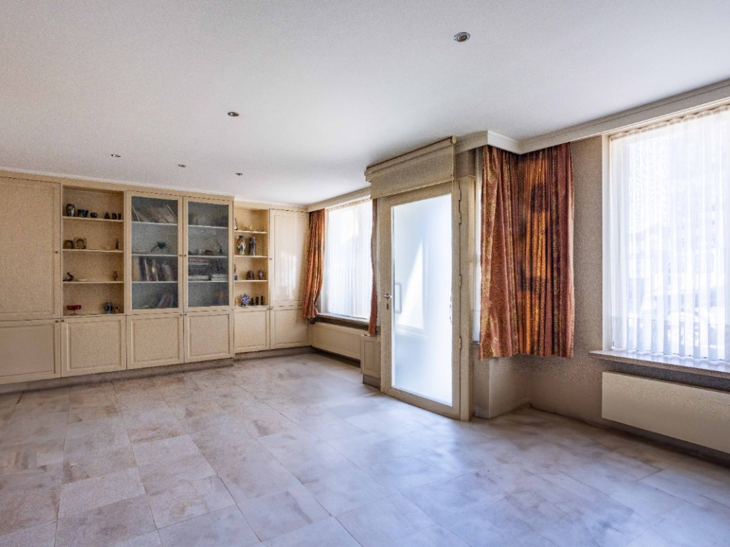 Avelgemstraat - 10 - - 8550