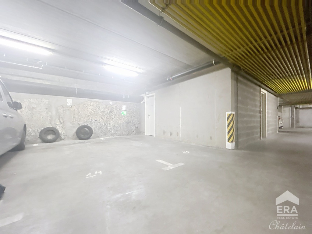 Rue Gray - 62 - - 1040