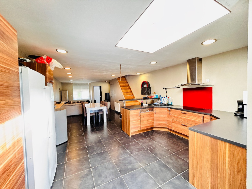 Komenstraat - 74 - - 8940