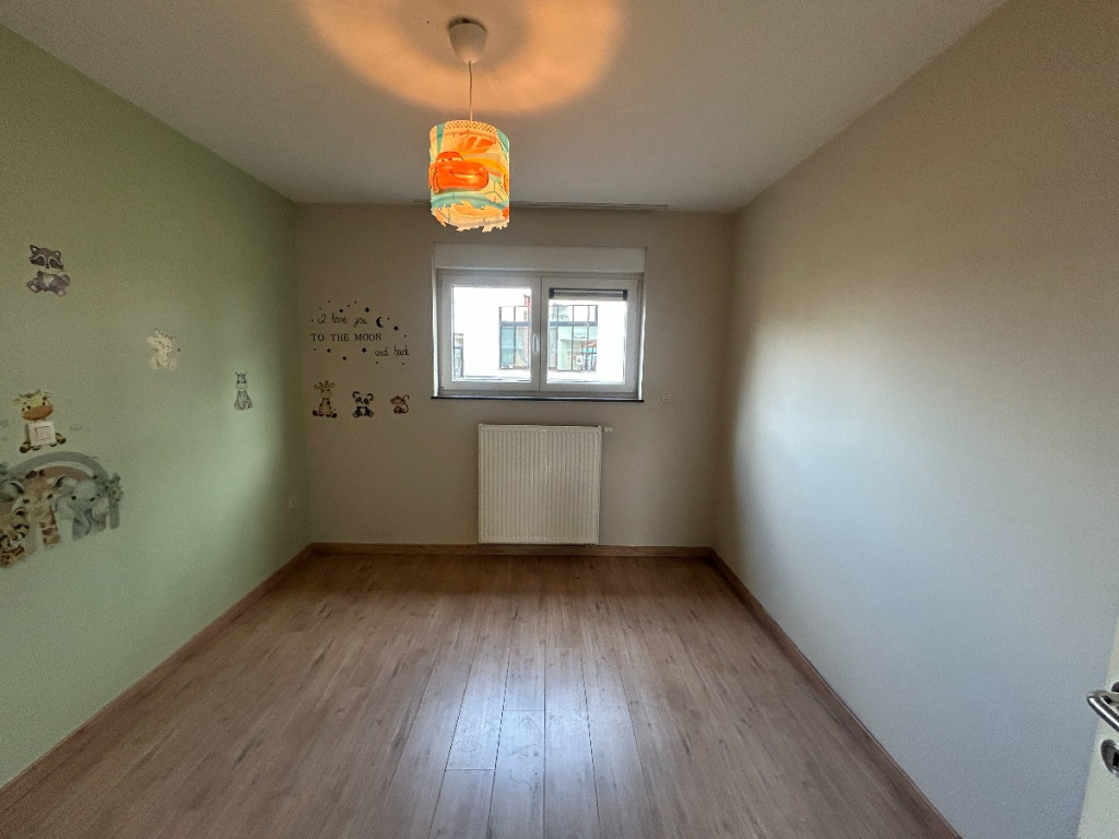 Leopoldlaan - 29 - bus 1 - 3900