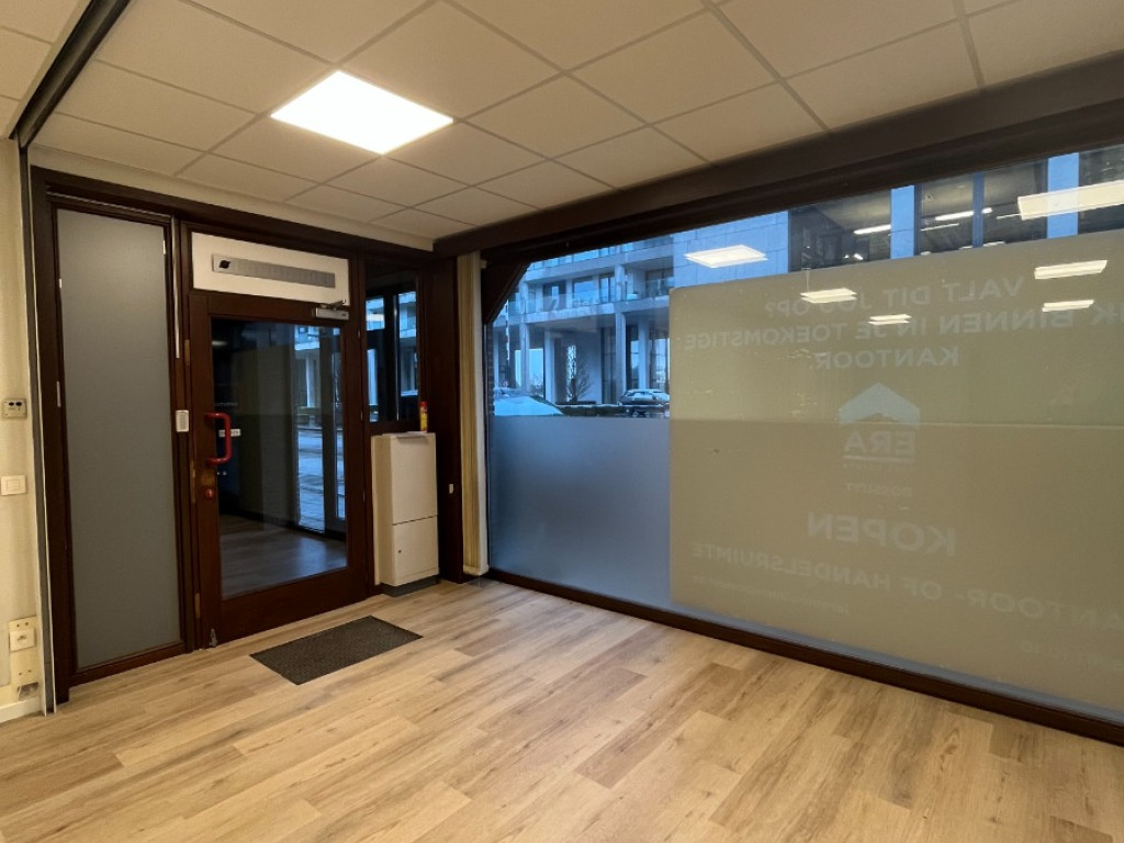 Holstraat - 74 - - 8790