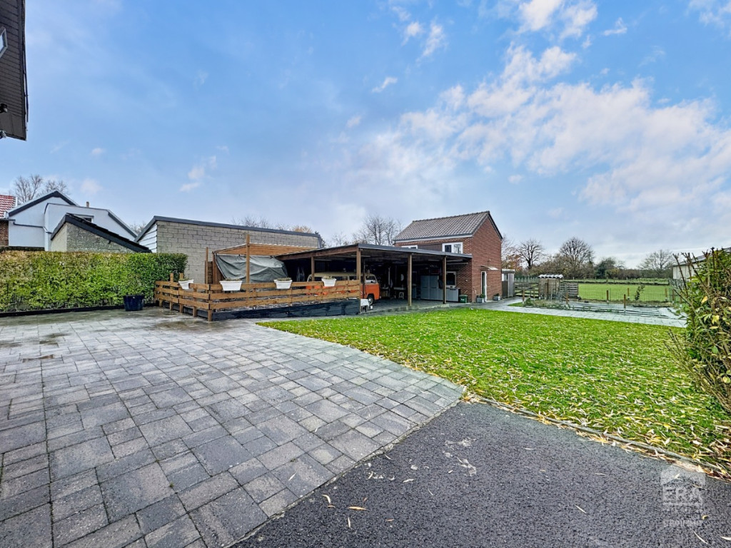 Chaussée de Bruxelles - 713 - - 6210