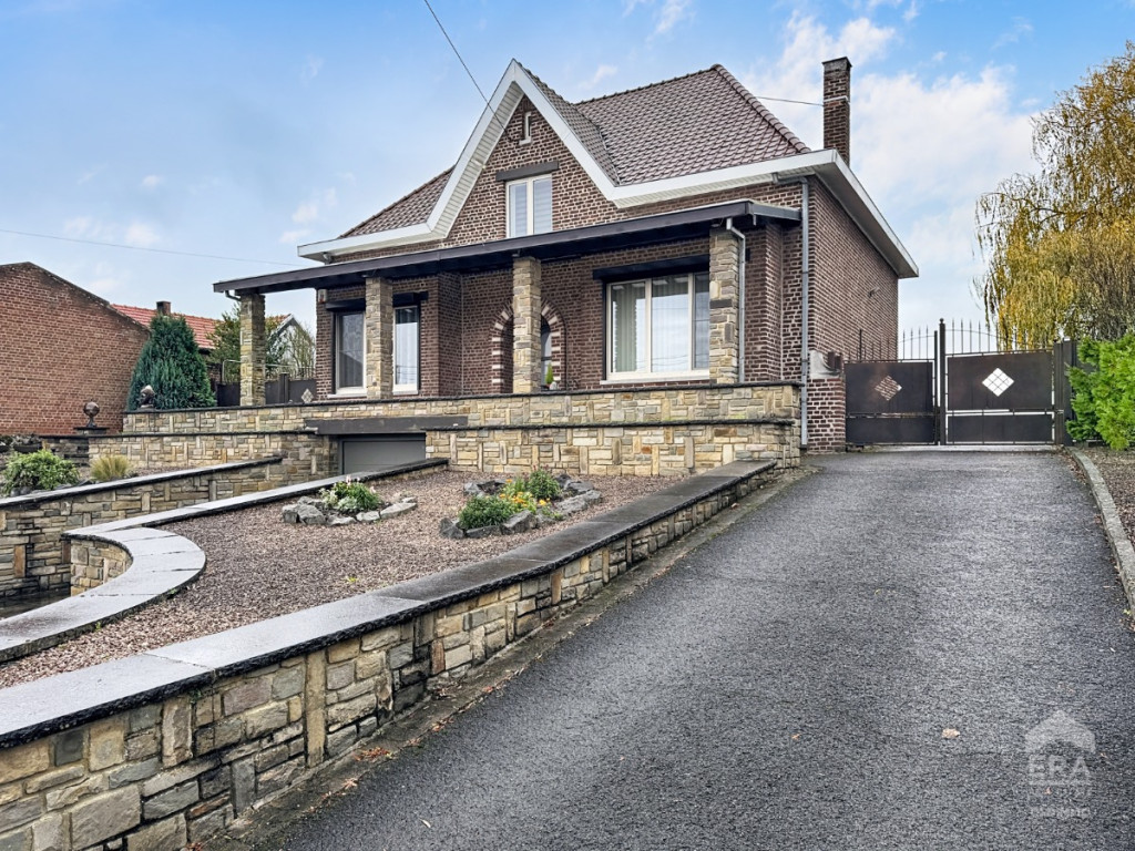 Chaussée de Bruxelles - 713 - - 6210