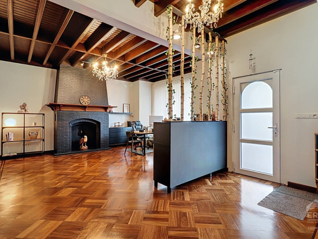 Chaussée de Bruxelles - 713 - - 6210