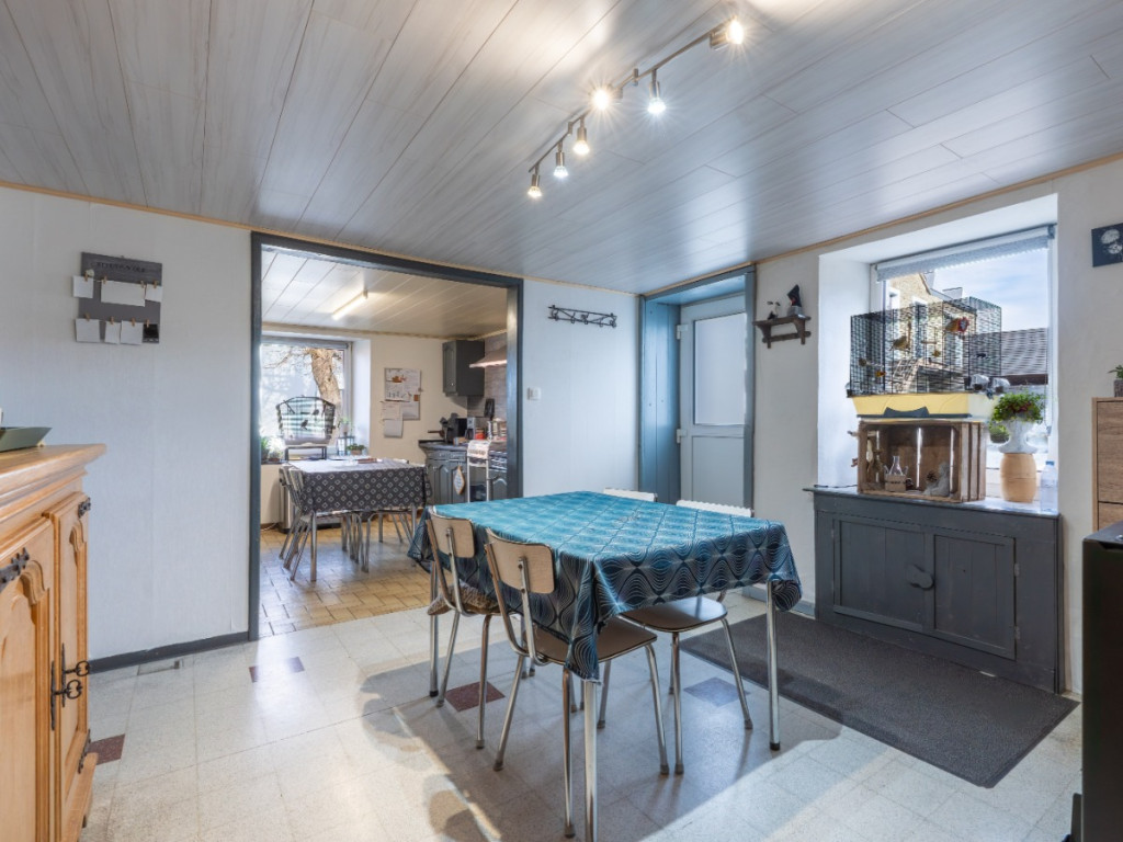 Rue du Centre - 7 - - 6800