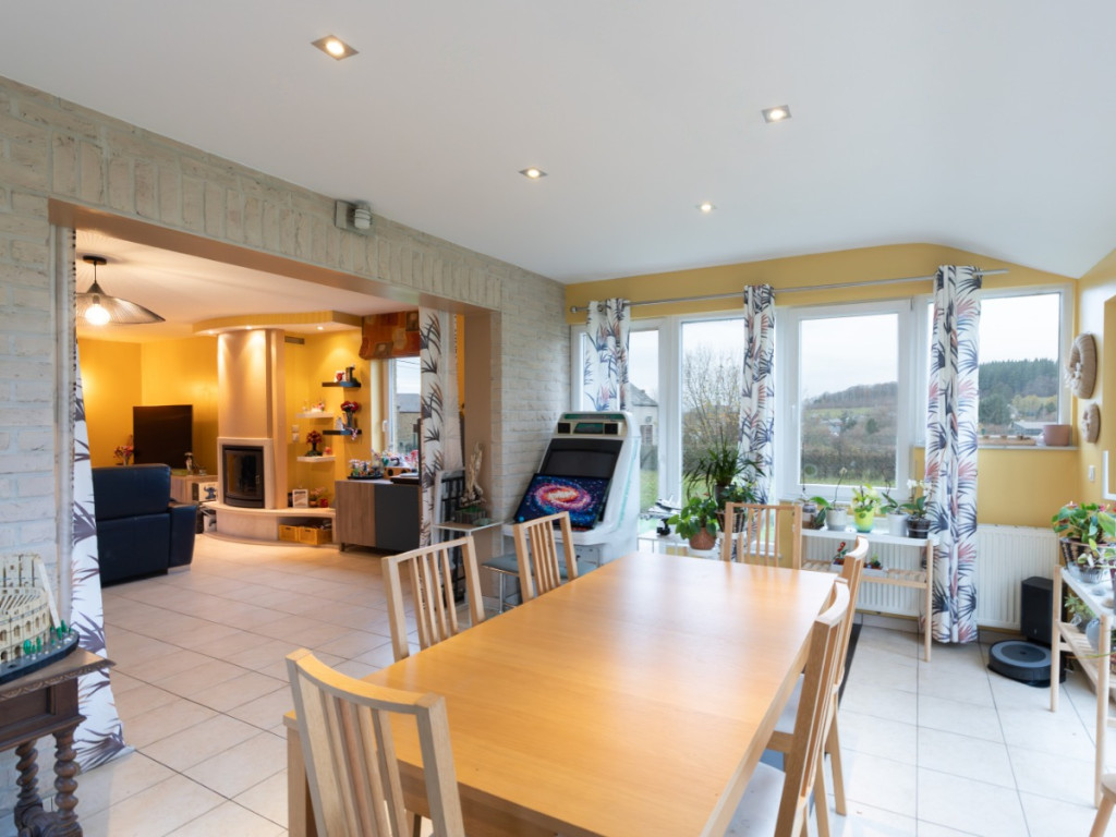 Rue de Transinne - 64 - - 6890