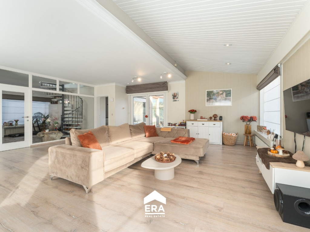 Koning Albertstraat - 128 - - 8210