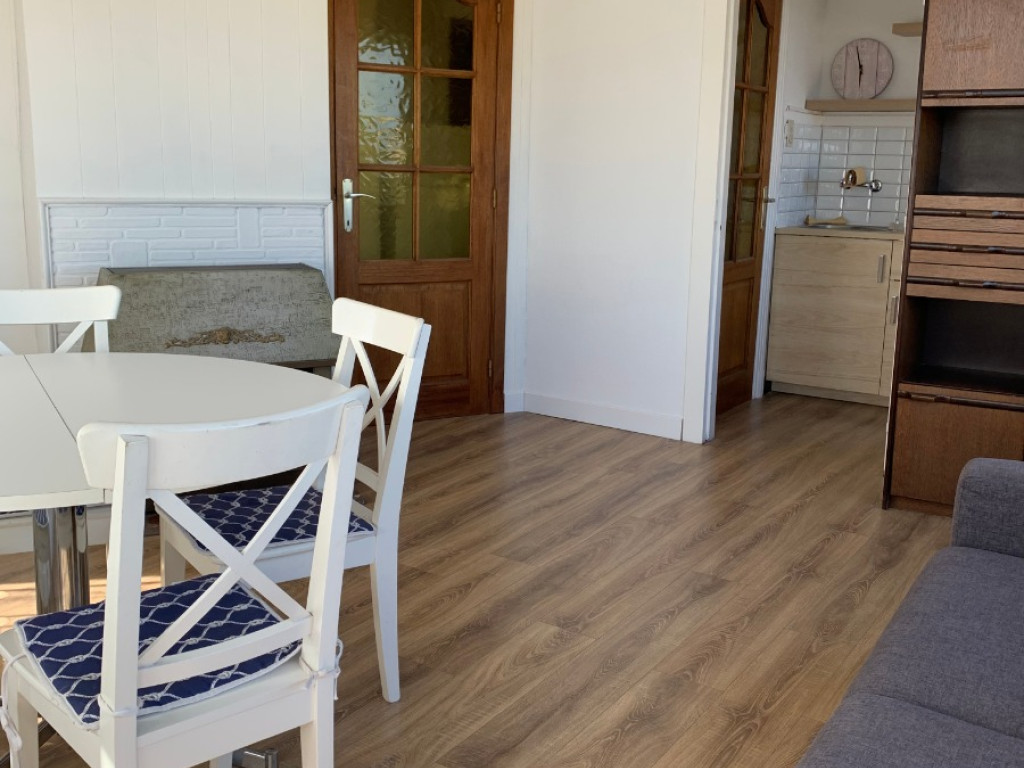 Nieuwpoortlaan - 140 - 0101 - 8660