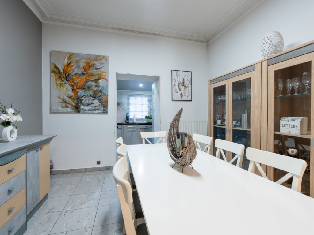 Adolphe - 12 - - 4709