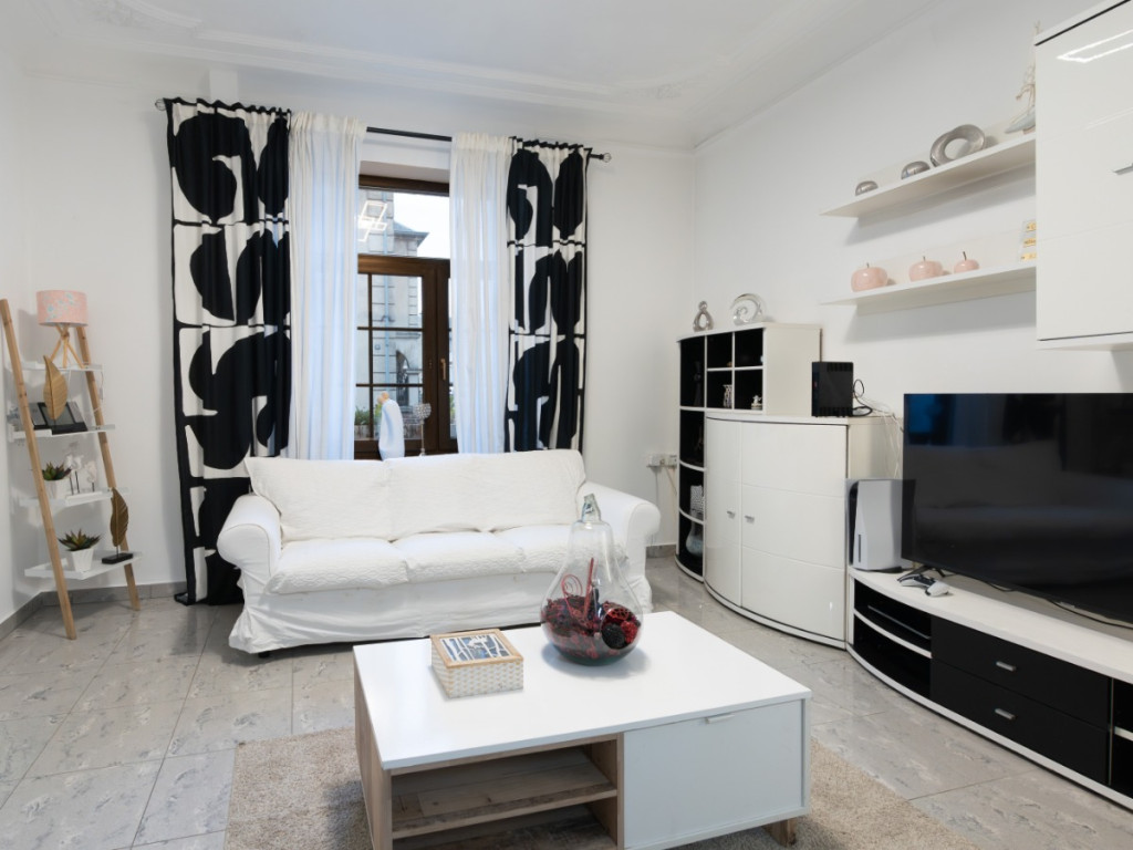 Adolphe - 12 - - 4709