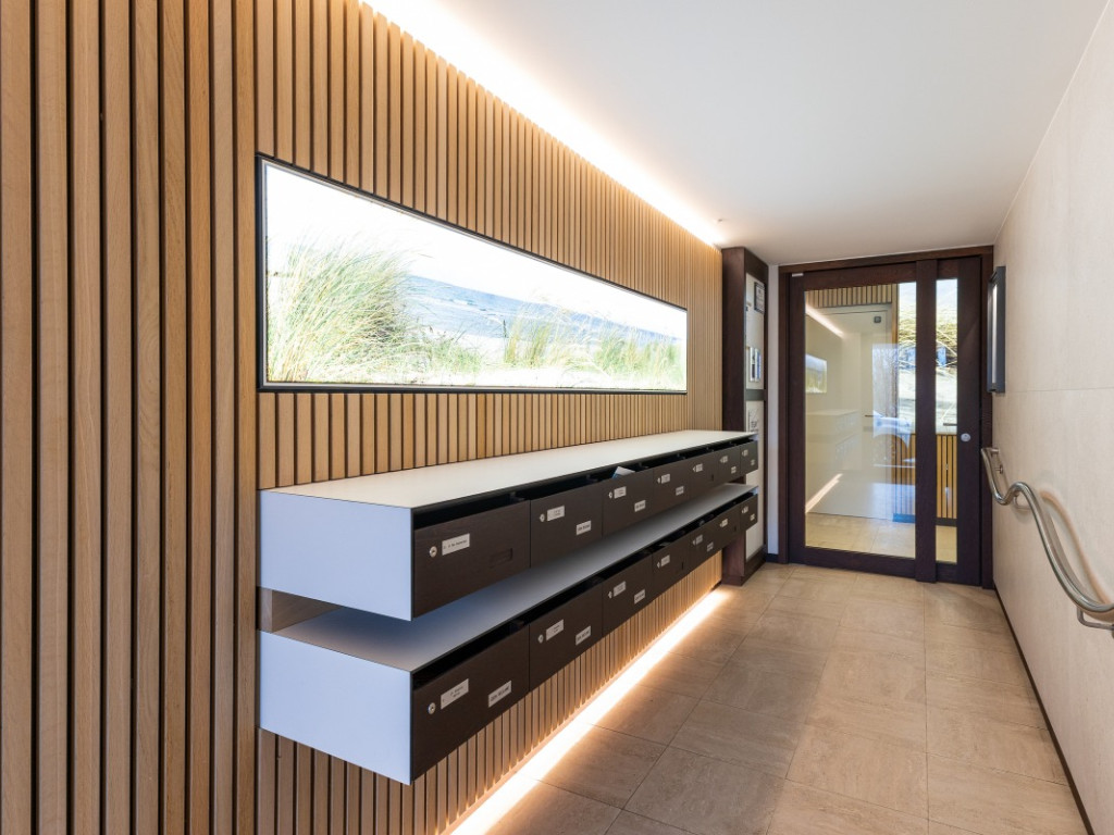 Zeedijk-Heist - 70 - 1 - 8301