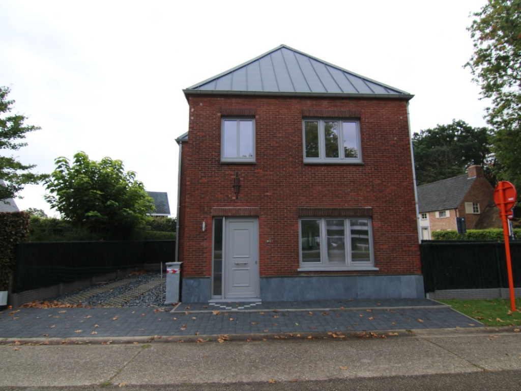 Kempische Steenweg - 541 - - 3500