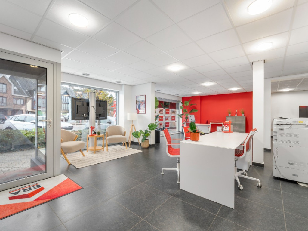 Markt - 57a - - 9240