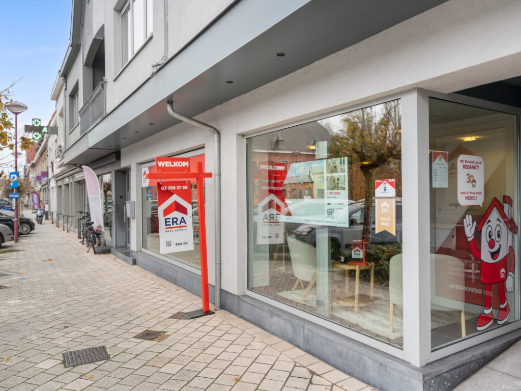 Markt - 57a - - 9240