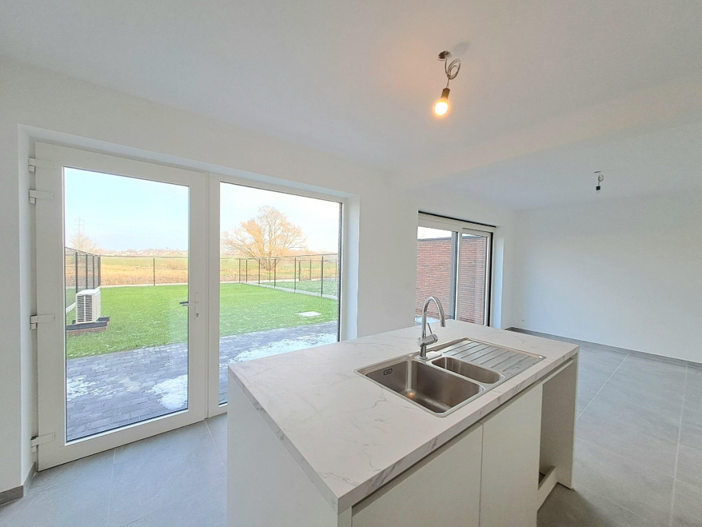 Pieter Breughelstraat - 11 - - 8550