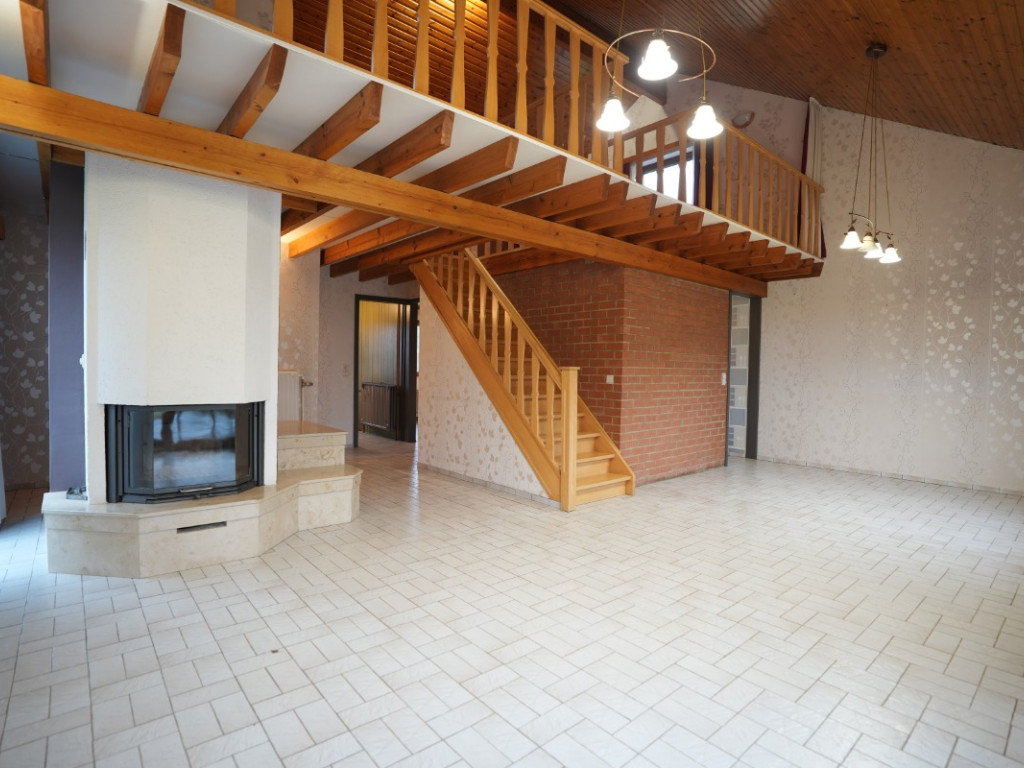 Rue de Poix - 147 - - 6890