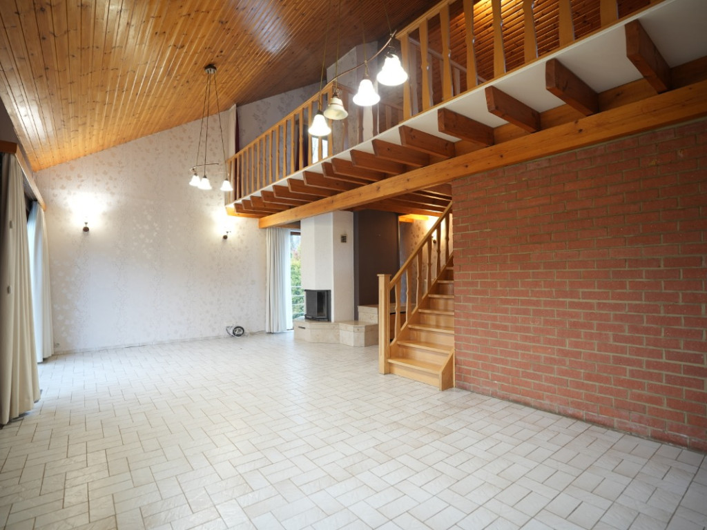 Rue de Poix - 147 - - 6890