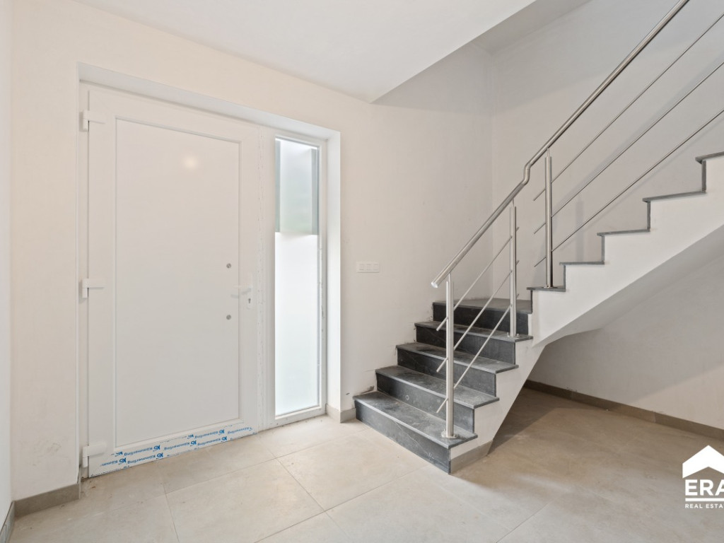 Nieuwstraat - 6 - - 3350